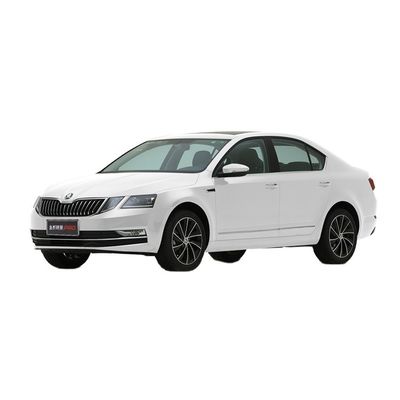 Un buon prezzo. SKODA OCTAVIA Left Drive Luxury Automatic Fuel Car con caratteristiche di lusso in linea