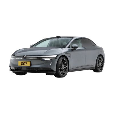 Un buon prezzo. 2024 Zeekr 007 Puro elettrico 2WD 4WD 422hp 646hp Auto con batteria a carico acido senza manutenzione e pneumatici 255/40 R20 in linea