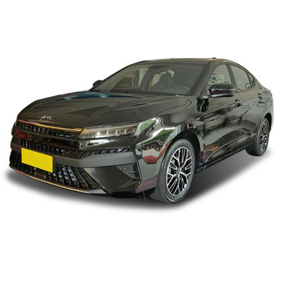 Un buon prezzo. 2023 JAC A5 plus 1.5T Luxury Edition Sedan con requisiti del cliente Peso 2000kg-2500kg in linea