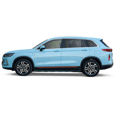 Un buon prezzo. Skyworth HT-i Plug-In Hybrid Electric Car 3m Veicolo 2023 con batteria al litio ternario da 32,76Kwh e velocità elevata 170km/h in linea