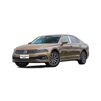 Un buon prezzo. VW PHIDEON 380TSI Luxury Sedan 2.0L 224Ps Turbo FWD Auto 0km Used Luxury Phideon con TPMS Sì e Camera posteriore in linea
