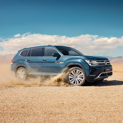 Un buon prezzo. 2023 VW Teramont Car Fuel Pump Best Seller SUV usato con TPMS Potenza massima di 100-150PS Motore a benzina e luci LED in linea