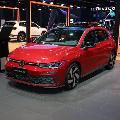 Un buon prezzo. Versione 2022 Fornitura diretta 280TSI VW Golf Cars con potente motore a benzina e luce diurna a LED in linea
