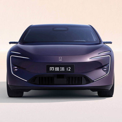 Un buon prezzo. 2024 Changan Avatr 12 sedili auto elettrici 4 porte Pure Electric 5 sedili EV berlina con lunghezza d'azione Single Dual Motor Edition in linea