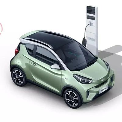Un buon prezzo. Sedie elettriche a combustibile 3 porte e 4 posti Alta velocità 2023 Chery Little Ant Mini Car elettrico con airbag in linea