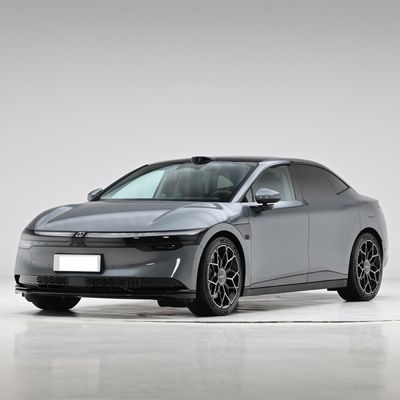 Un buon prezzo. 2024 4WD AWD 5 posti 475kw 4 ruote Geely Zeekr 007 EV Auto elettriche con 4 porte e peso 2000kg-2500kg in linea