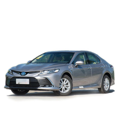 Un buon prezzo. Aspirazione naturale 2023 2024 To-yota C-amry 2.0 L 177 cavalli auto ibrida realizzata in 0km auto usate to-yota e con un in linea
