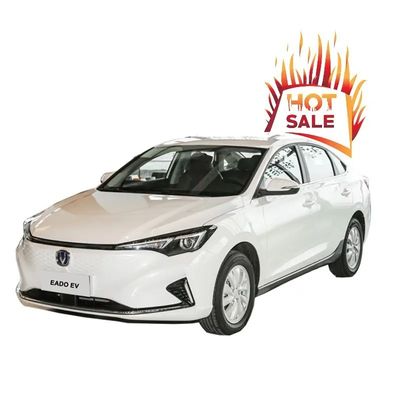 Un buon prezzo. 2023 ChangAn EADO EV460 Tipo batteria Ternario Batteria agli ioni di litio Rapporto marcia fisso Casella di marcia Sedan Auto elettrica in linea