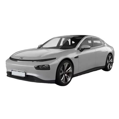 Un buon prezzo. Efficienza 12,5 kWh/100 km 2023 P7 Super Electric Sports Car ad alta velocità 170 km/h e dimensione mm 4880*1896*1450 in linea
