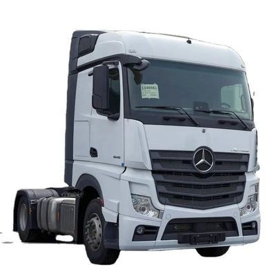 Un buon prezzo. Tipo di carburante diesel 6x4 a sinistra a destra guida 31-40T camion pesanti per camion Ben-z Mercede's Cargo Trailer Head truck in linea
