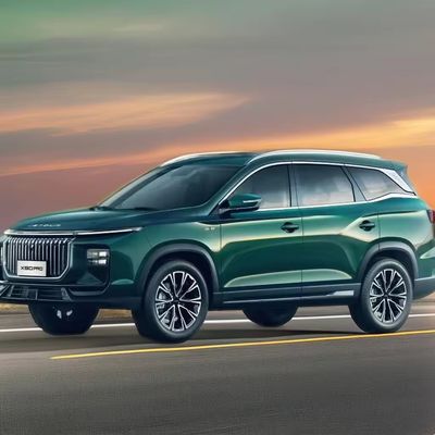 Un buon prezzo. 2024 Jetour X90 PRO 1.6T 197HP L4 DCT 5-door 5-seater Turbo SUV con cambio automatico Disposizione interna scura 1.5-2.0L in linea