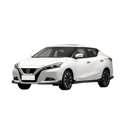 Un buon prezzo. Benzina Sinistra Dongfeng Nissan LANNIA 185 Alta Velocità 4 porte 5 posti a sedere Hatchback Auto usata in linea
