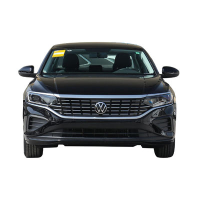 Un buon prezzo. Versione 2023 di Volkswagen/gen PASS/AT Auto Sedan con grande spazio e cambio automatico Versione di sterzo sinistro in linea