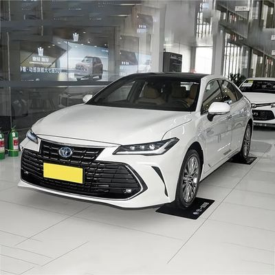 Un buon prezzo. FAW To-yota Avalon 2.0L Turbo progressive CVT 2023 auto berlina 4 ruote 4 porte 5 sedili con 4 radar anteriori e posteriori in linea