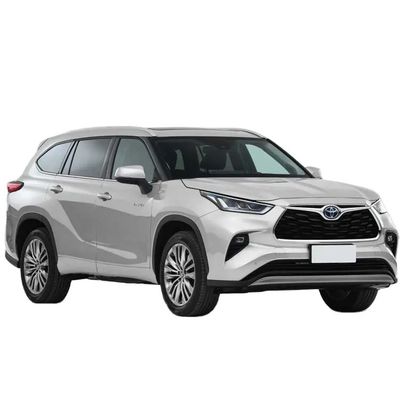 Un buon prezzo. Prodotto 2023 To-yota Highlander Sedan Auto a mano sinistra Guida elettrica Retrovisore da Sedan Prodotto in linea