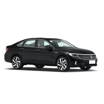 Un buon prezzo. 2023 2024 FAW Volkswagen Sagitar 1.2T 116HP Veicolo a benzina ad alta velocità 4 porte 5 posti Sedan VW Sagitar 200TSI Per taxi in linea